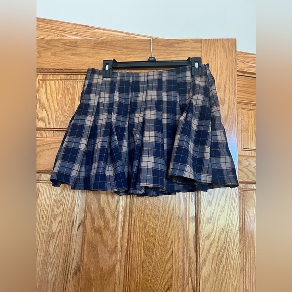 Forever 21 - Vintage Y2K Plaid Mini Skirt - Picture 1 of 3